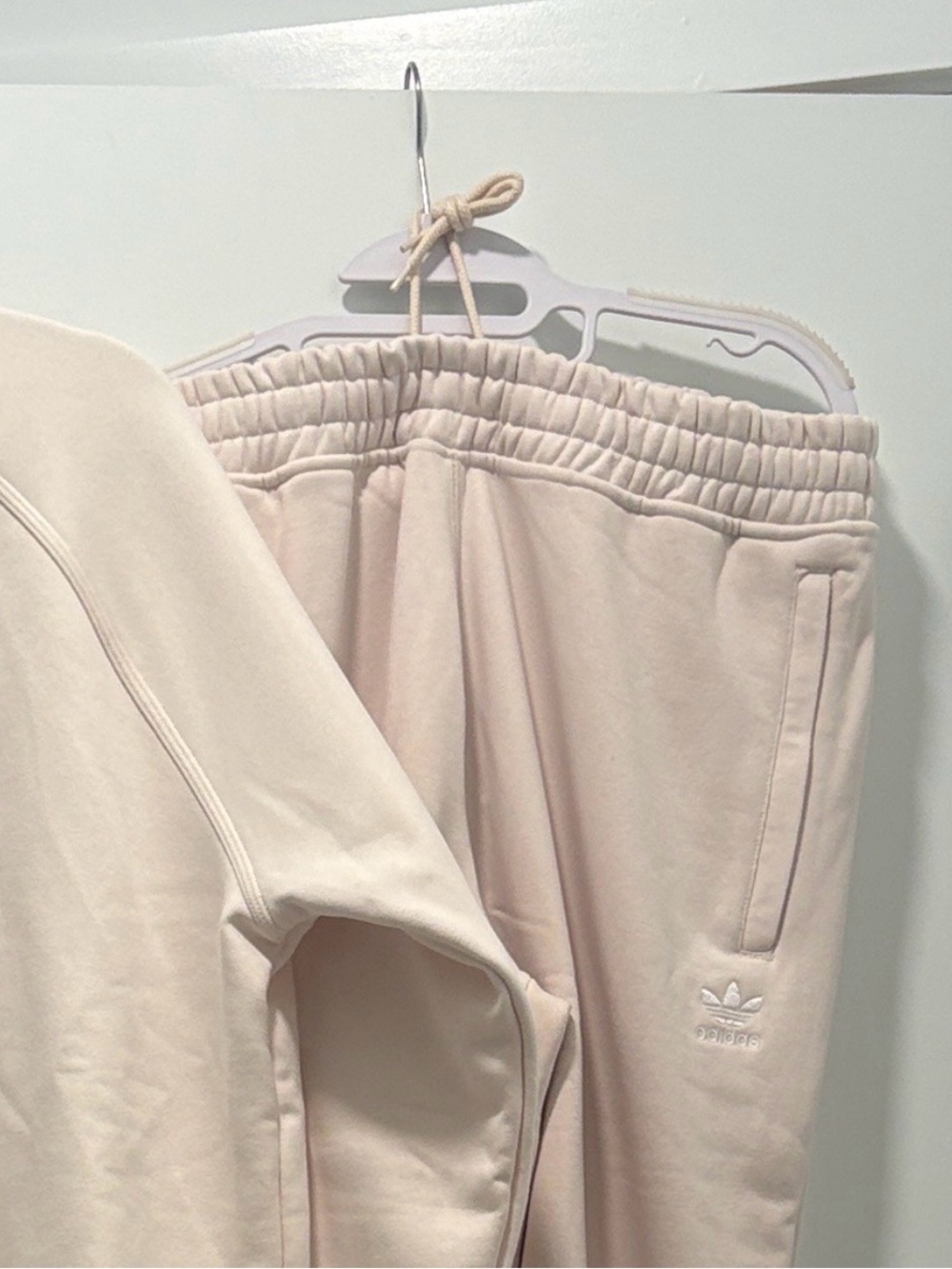 NWT Adidas Off-White TREFOIL ESSENTIALS Tracksuit Set - Picture 16 of 16